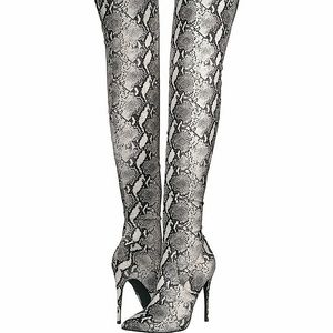 🖤🖤STEVE MADDEN DOMINIQUE THIGH HIGH BOOTS IN SNAKEPRINT 🐍🐍🐍🐍